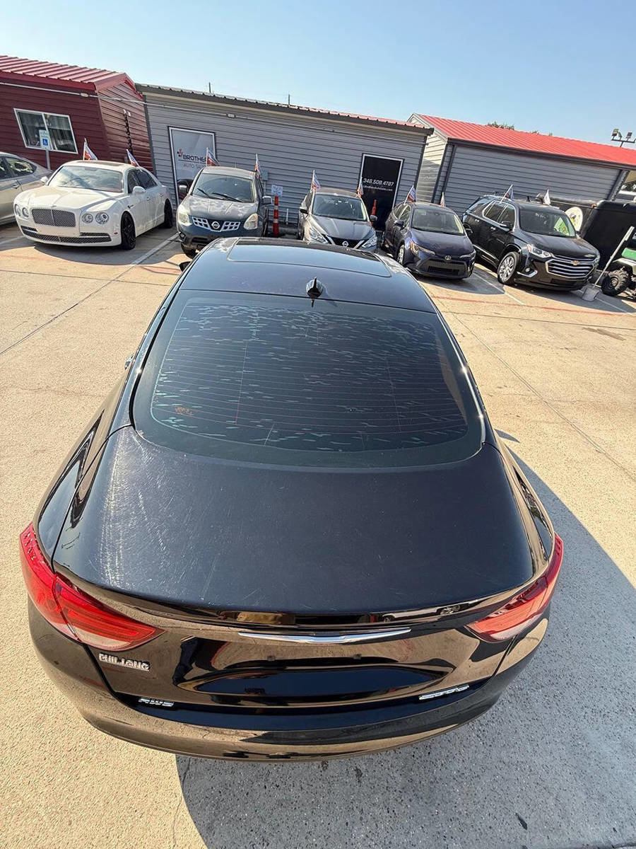 Used 2015 Chrysler 200 C w/ Navigation & Sound Group I image 27
