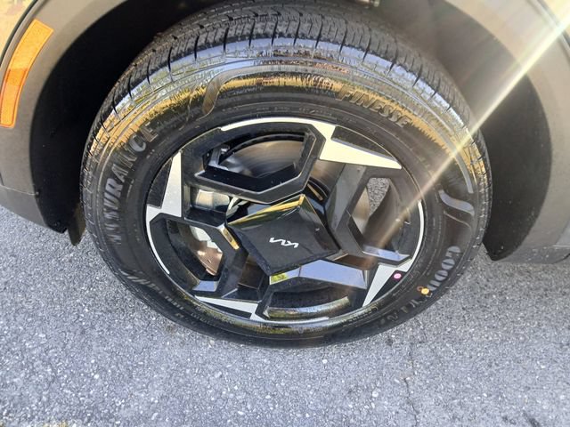 New 2026 Kia Sportage EX AWD/4WD image 4