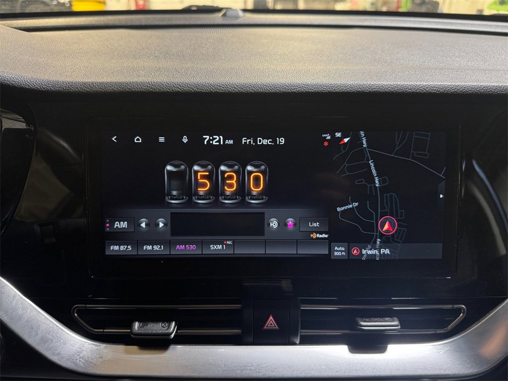 Certified 2022 Kia Niro Touring Special Edition image 17