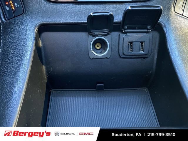 Used 2020 Chevrolet Suburban LT image 39