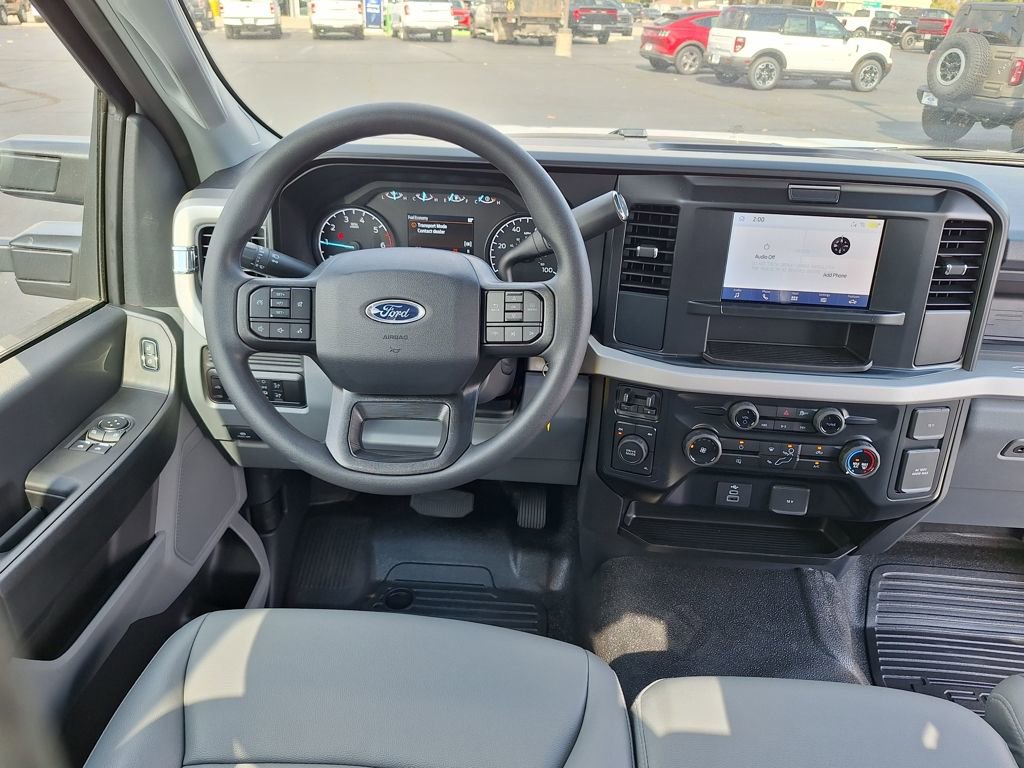 New 2026 Ford F250 XL w/ XL Chrome Package image 7