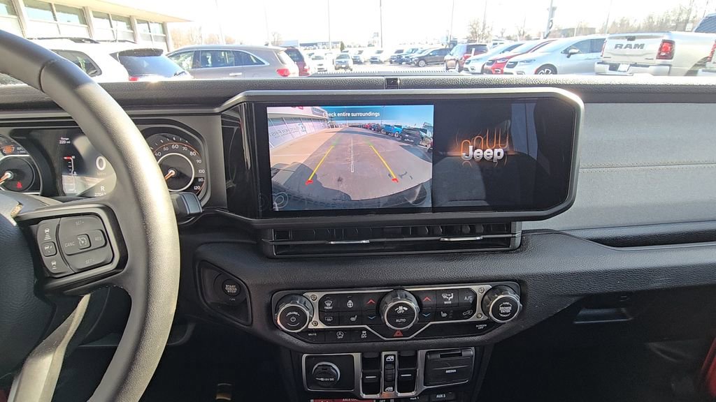 Certified 2025 Jeep Wrangler Willys image 21