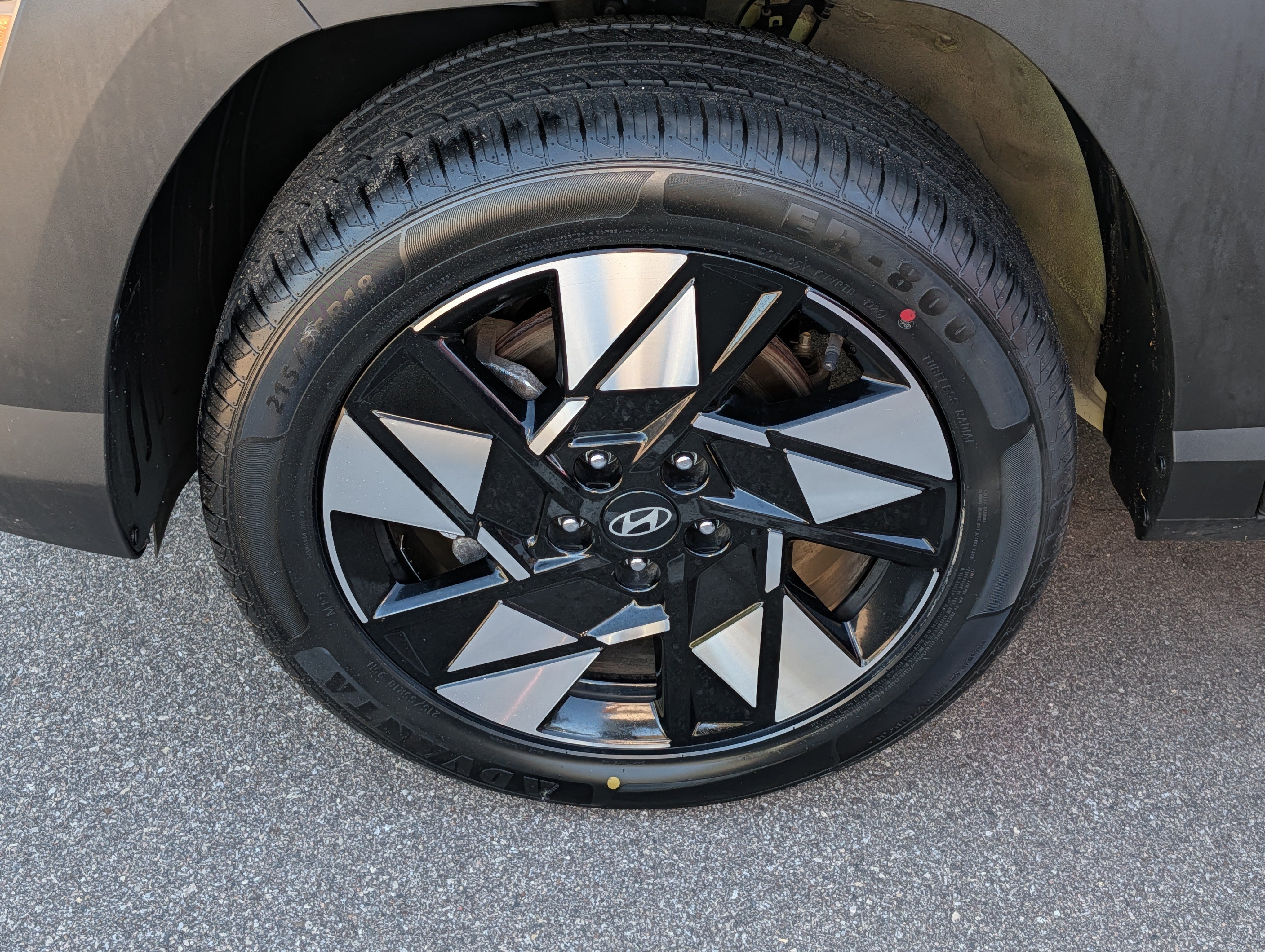 Certified 2024 Hyundai Kona SEL AWD/4WD image 15