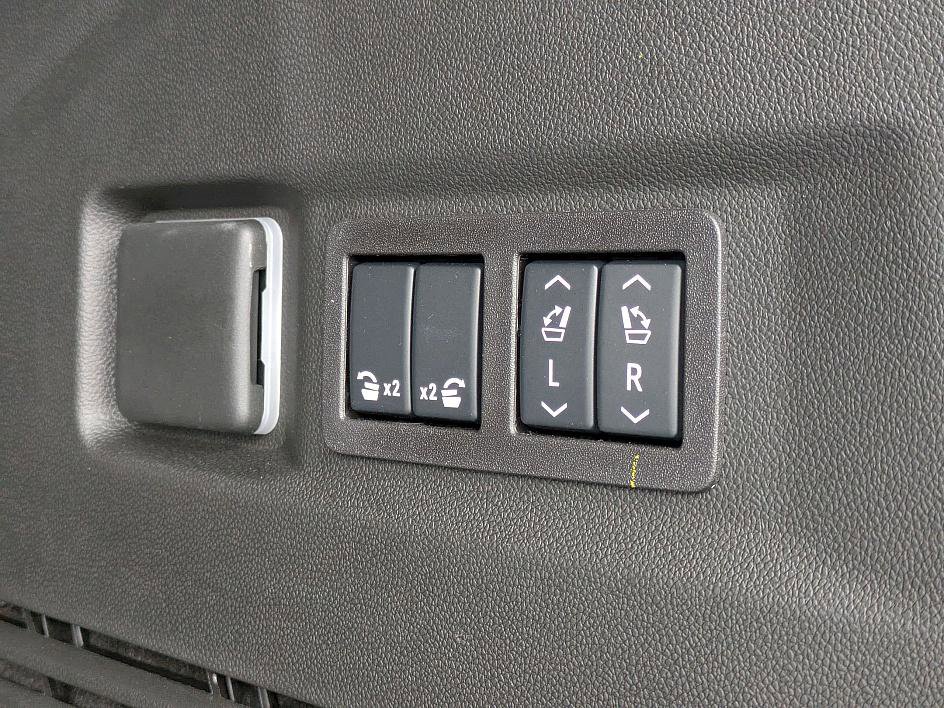 Certified 2026 Chevrolet Tahoe Premier image 35