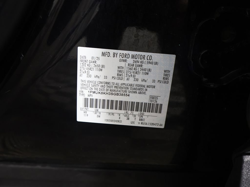 Used 2025 Ford Explorer ST-Line w/ ST-Line Street Pack AWD/4WD image 50
