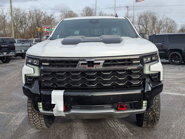 New 2026 Chevrolet Silverado 1500 ZR2 image 2