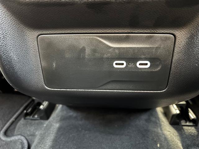 Used 2026 Jeep Cherokee Limited AWD/4WD image 15