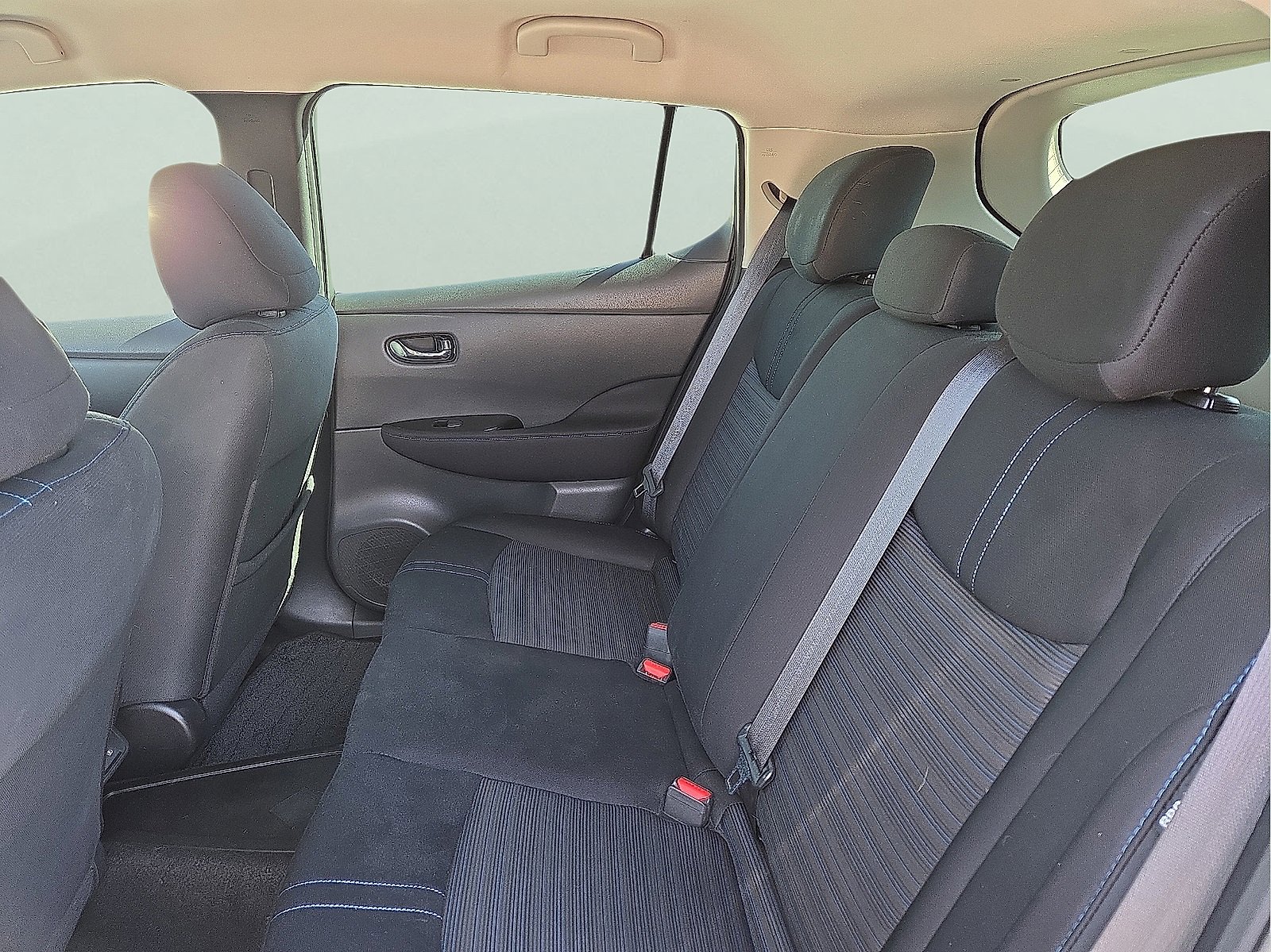 Used 2022 Nissan Leaf SV Plus image 10