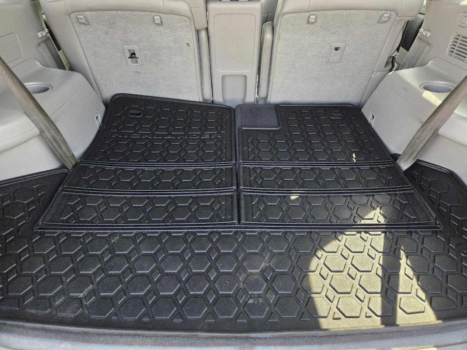 Used 2013 Toyota Highlander Limited FWD image 30