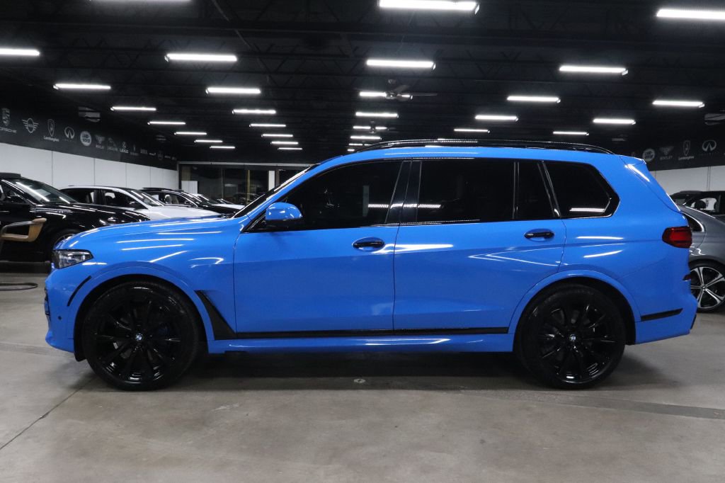 Used 2020 BMW X7 M50i w/ Dynamic Handling Package image 2