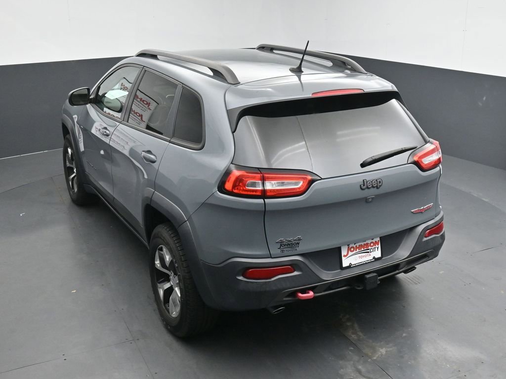 Used 2014 Jeep Cherokee Trailhawk w/ Comfort/Convenience Group AWD/4WD image 29