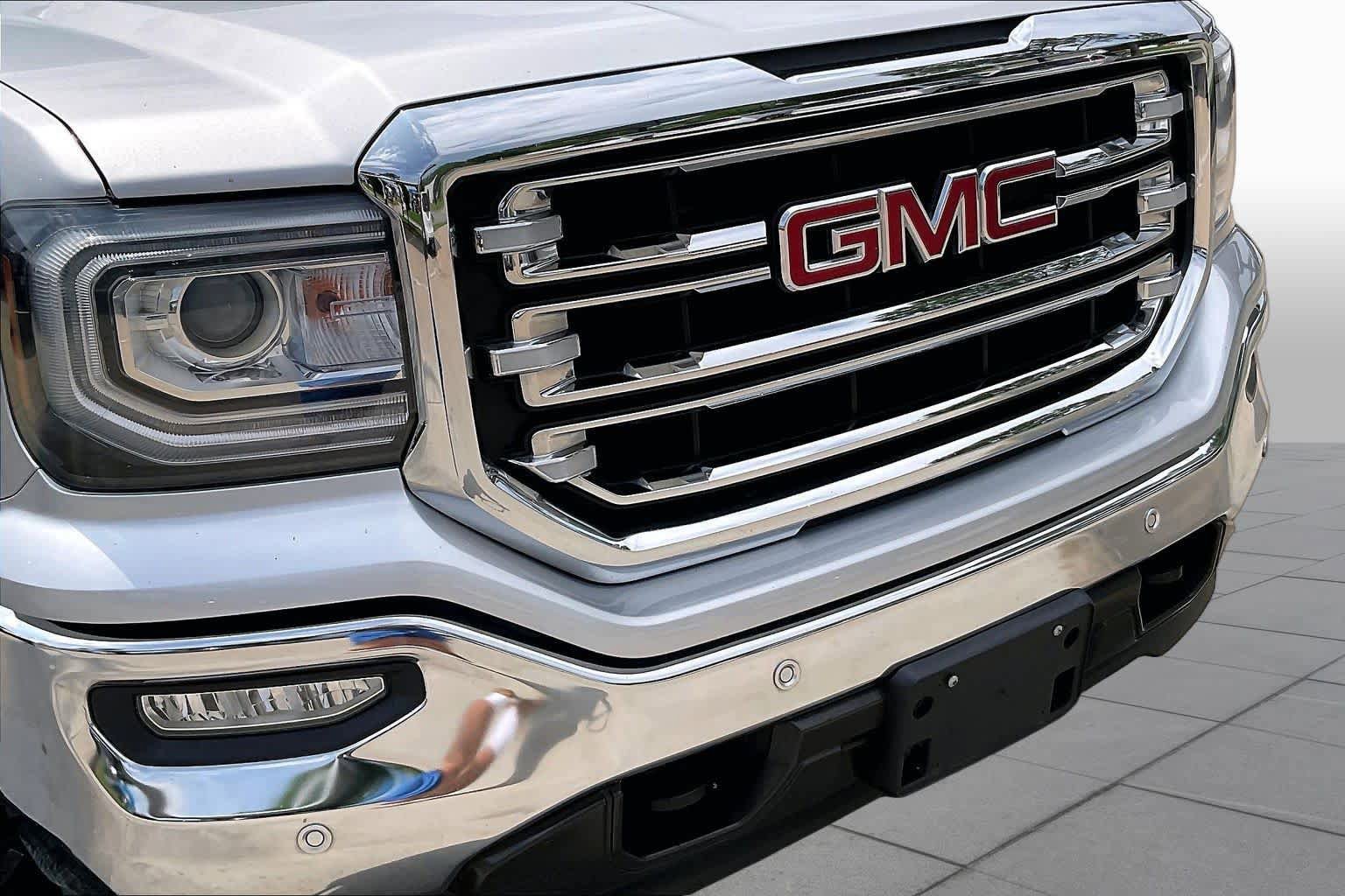 Used 2018 GMC Sierra 1500 SLT w/ Texas SLT Premium Package AWD/4WD image 29
