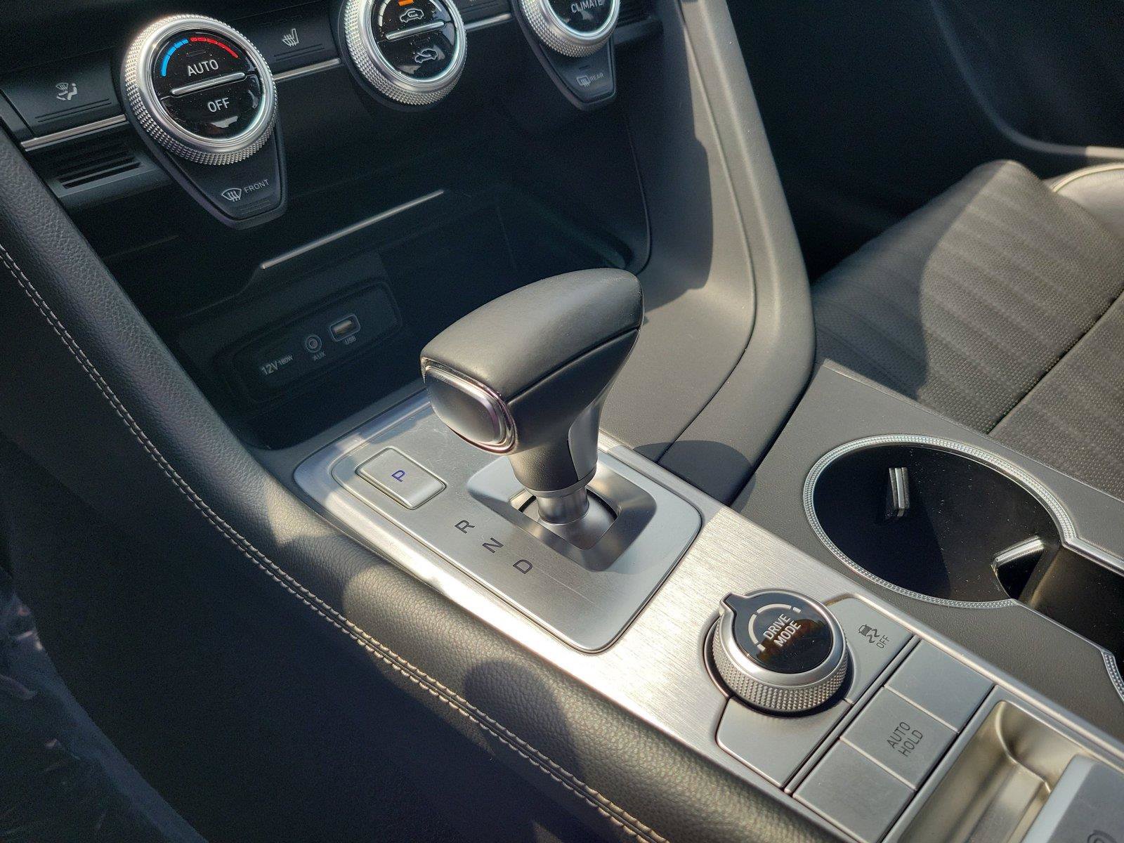 Used 2020 Genesis G70 3.3T RWD image 35