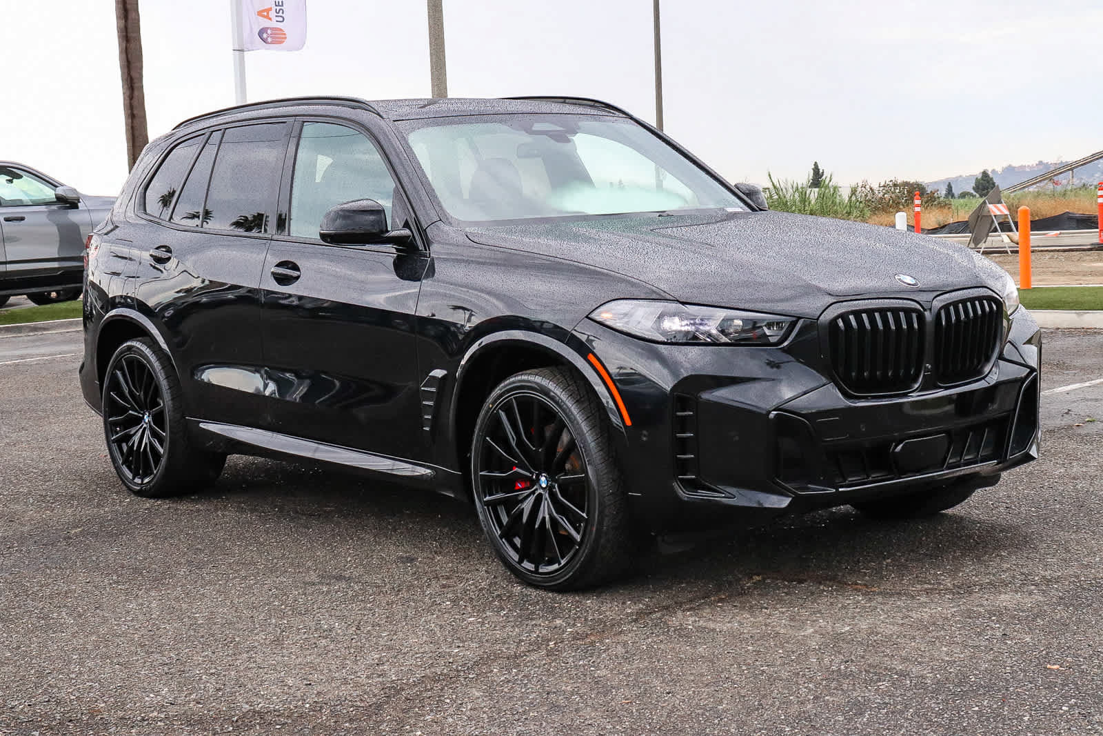 Used 2024 BMW X5 sDrive40i w/ M Sport Package RWD image 3