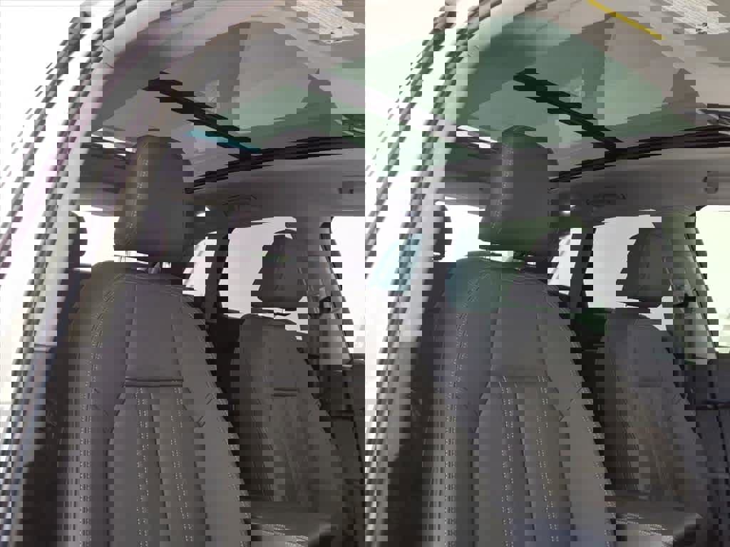 Certified 2025 Audi Q5 Premium w/ Convenience Package image 19