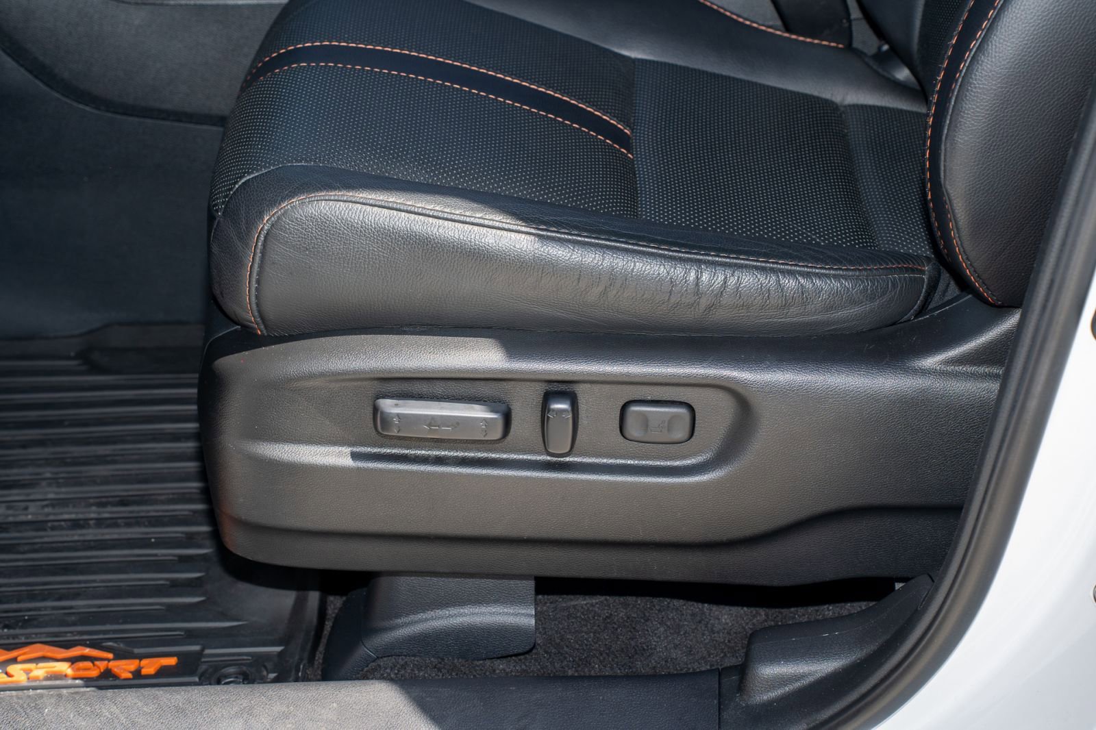 Certified 2023 Honda Passport TrailSport image 31