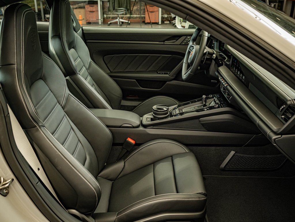 New 2026 Porsche 911 Carrera 4S image 35