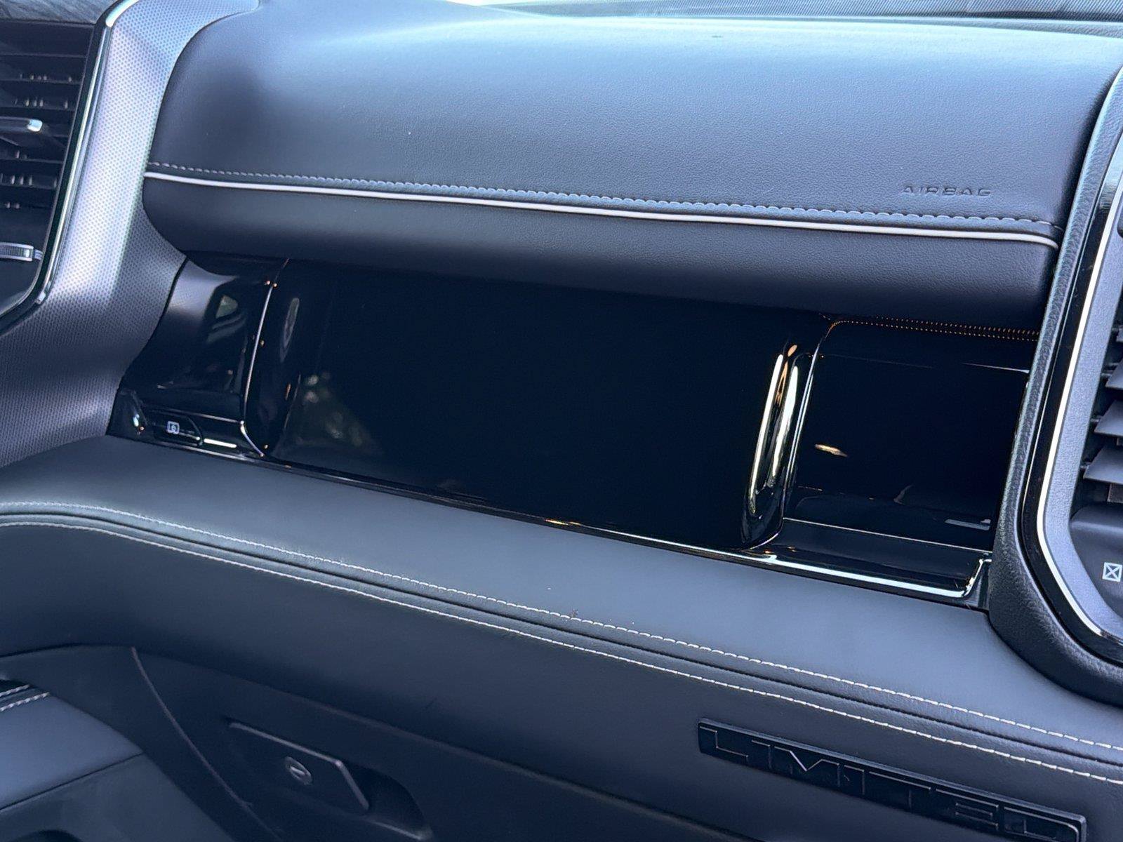New 2027 RAM 2500 Limited AWD/4WD image 12