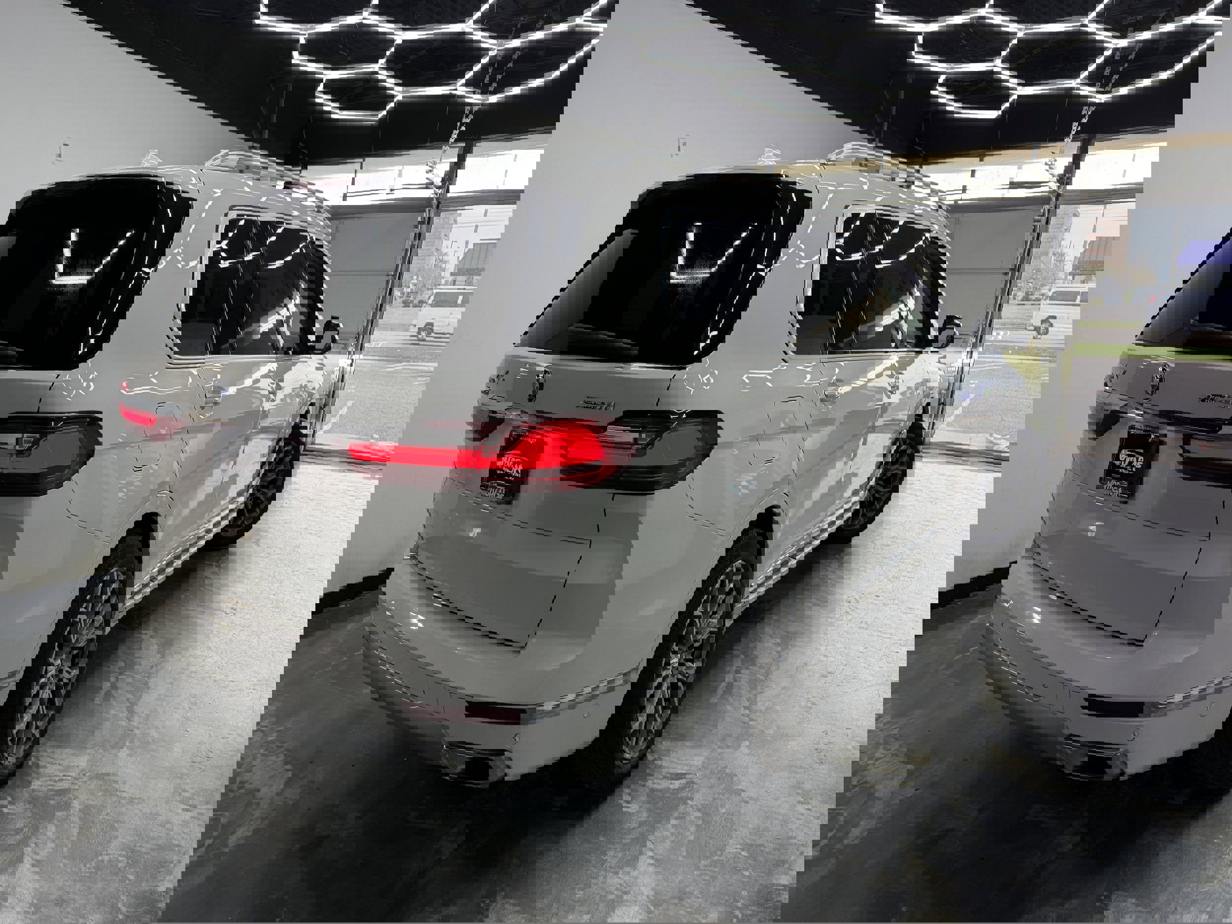 Used 2020 BMW X7 xDrive40i image 5