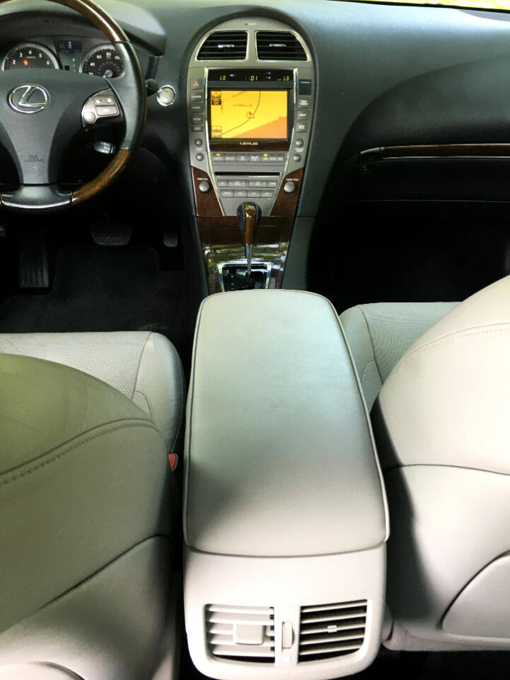Used 2011 Lexus ES 350 image 19