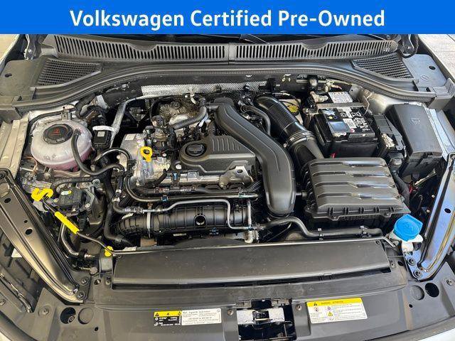 Used 2025 Volkswagen Jetta SE w/ Sunroof Package FWD image 26