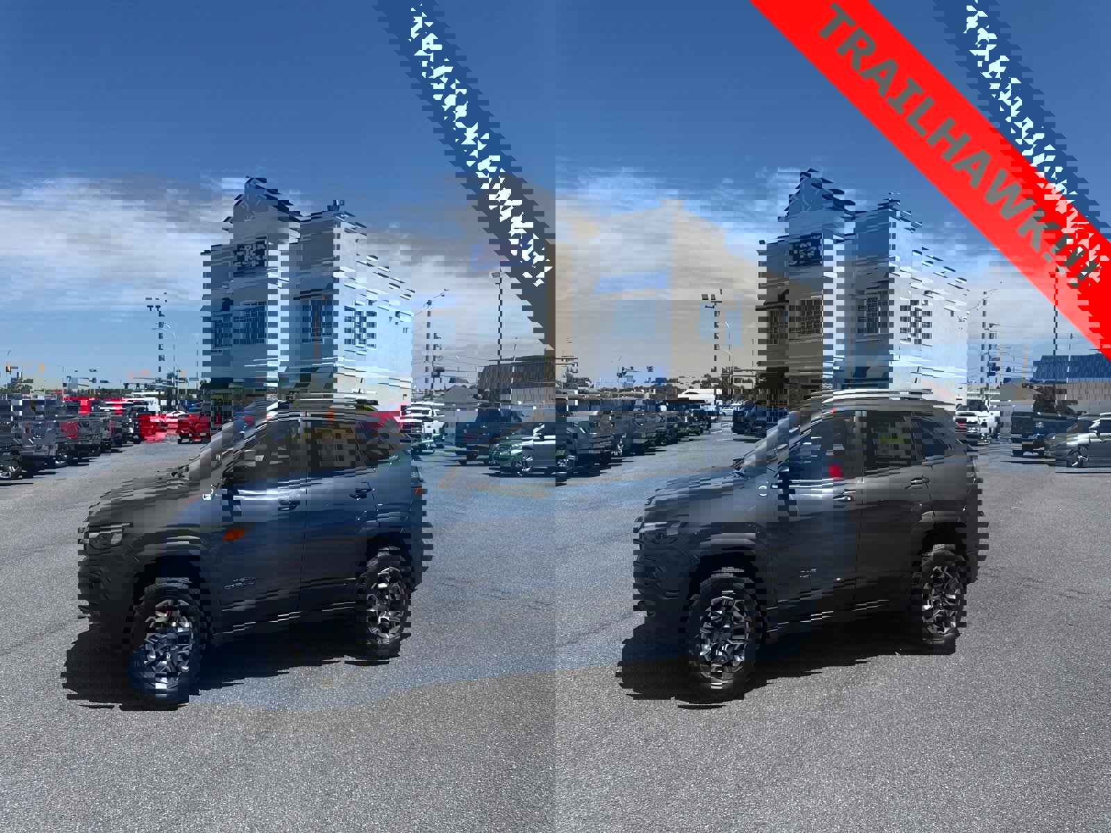 Used 2019 Jeep Cherokee Trailhawk w/ Comfort/Convenience Group