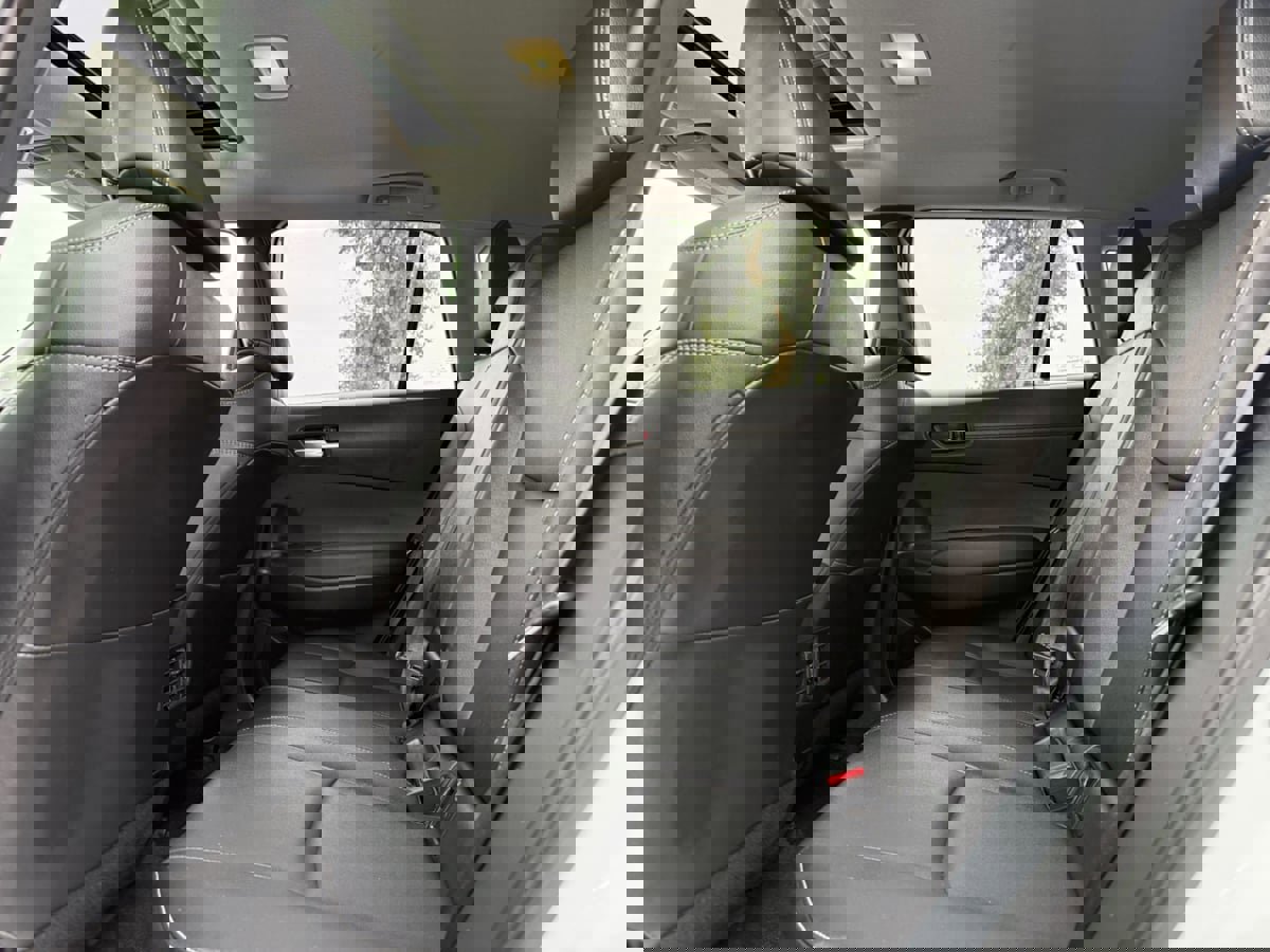 Used 2024 Toyota Corolla Cross XLE image 17