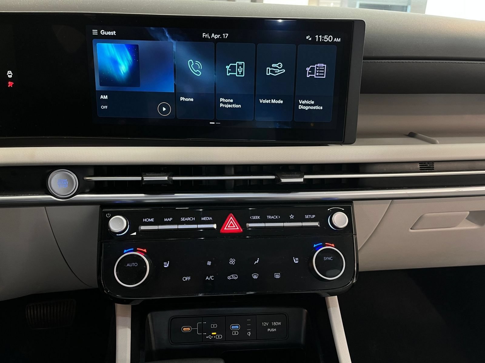 Used 2025 Hyundai Tucson SEL image 17
