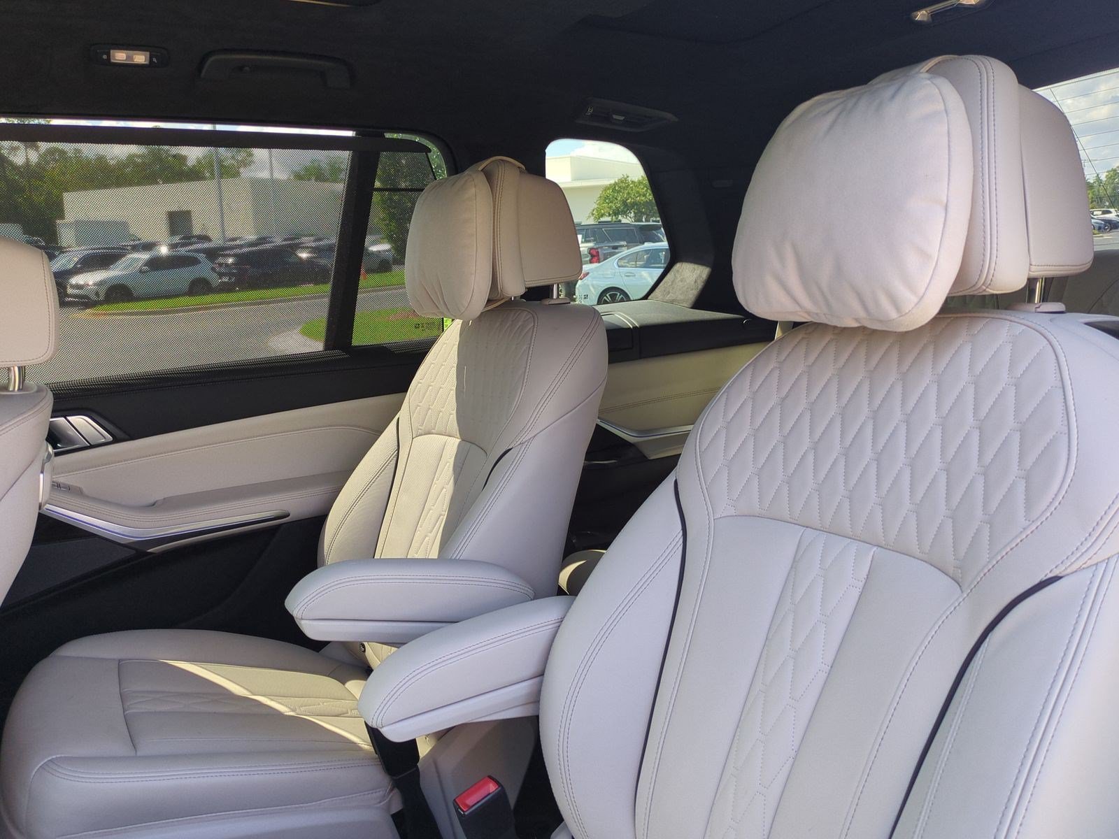 Used 2024 BMW X7 xDrive40i w/ Executive Package AWD/4WD image 31
