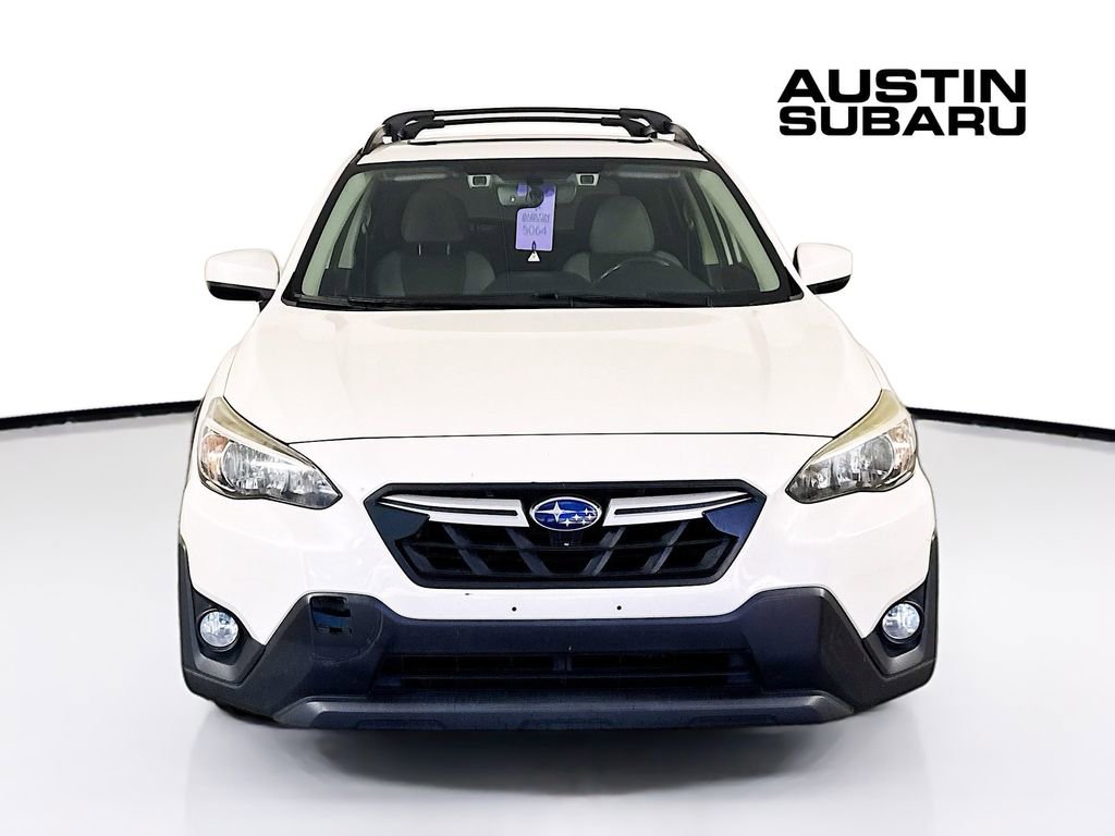 Used 2021 Subaru Crosstrek 2.0i Premium w/ Moonroof Package AWD/4WD image 2