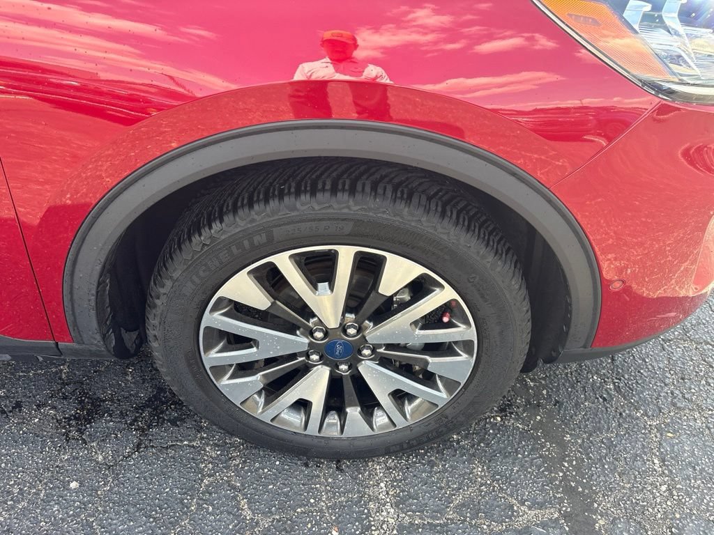 Used 2020 Ford Escape Titanium AWD/4WD image 7