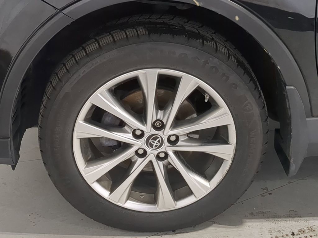 Used 2016 Toyota RAV4 Limited AWD/4WD image 17