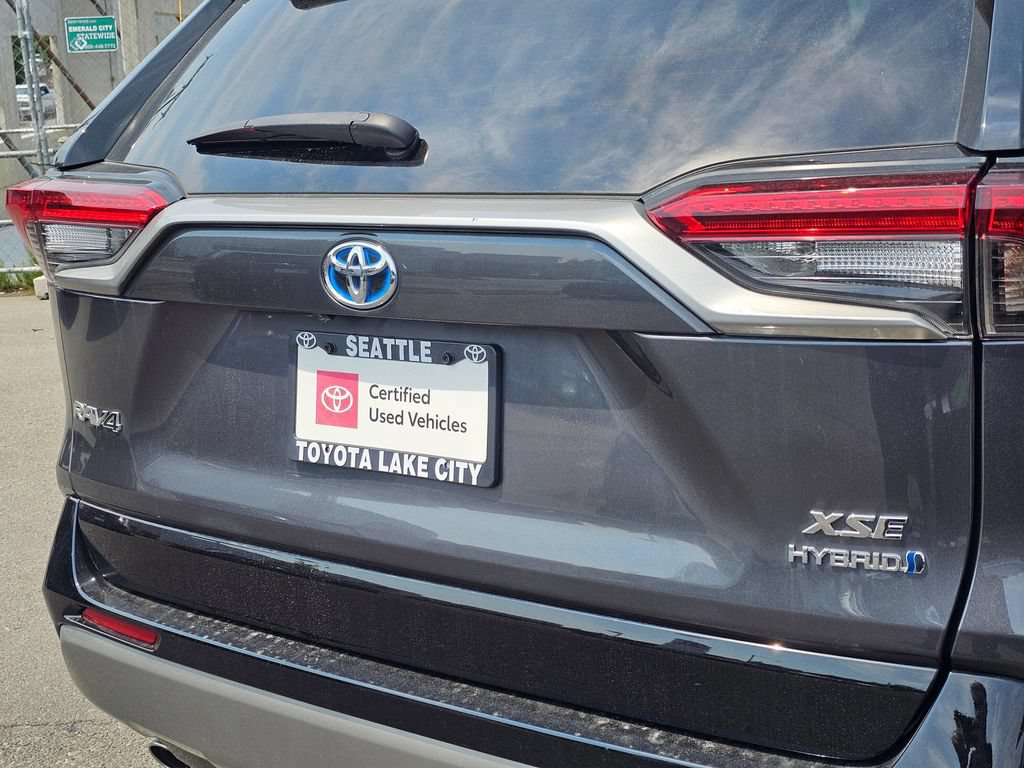 Certified 2022 Toyota RAV4 XSE AWD/4WD image 13