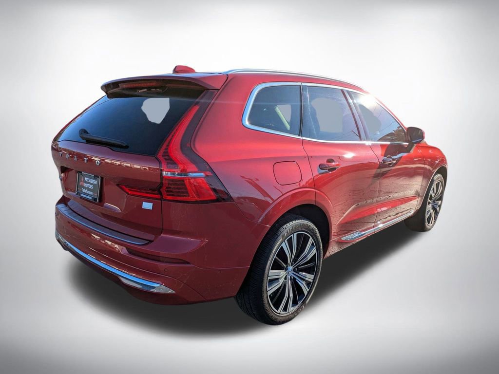 Used 2022 Volvo XC60 T8 Inscription w/ Advanced Package image 4
