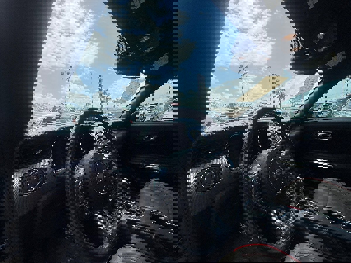 Used 2017 Ford Mustang GT w/ Black Accent Package RWD image 20