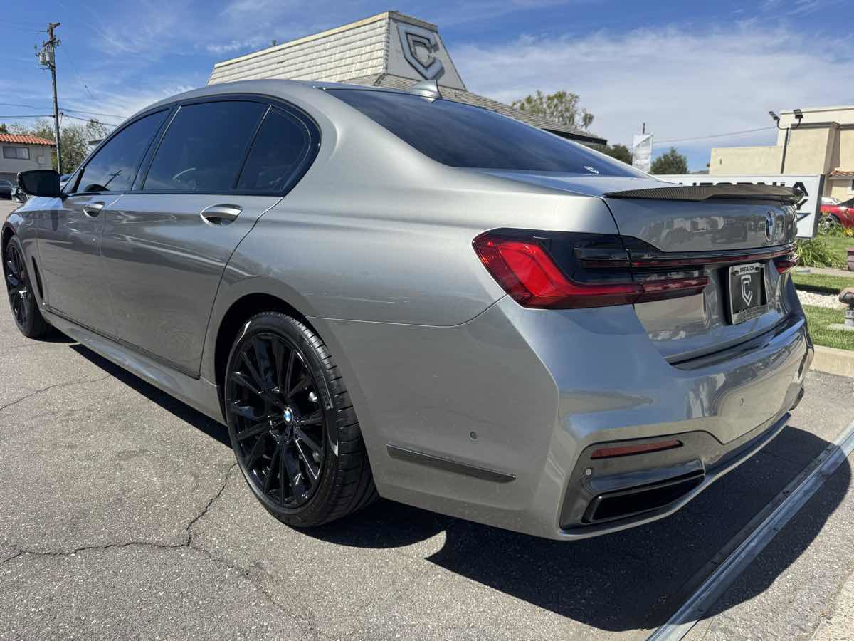Used 2020 BMW 740i w/ M Sport Package image 4
