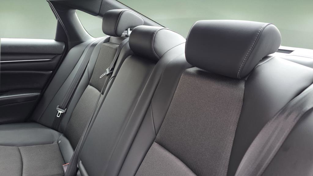 Used 2022 Honda Accord Sport image 14