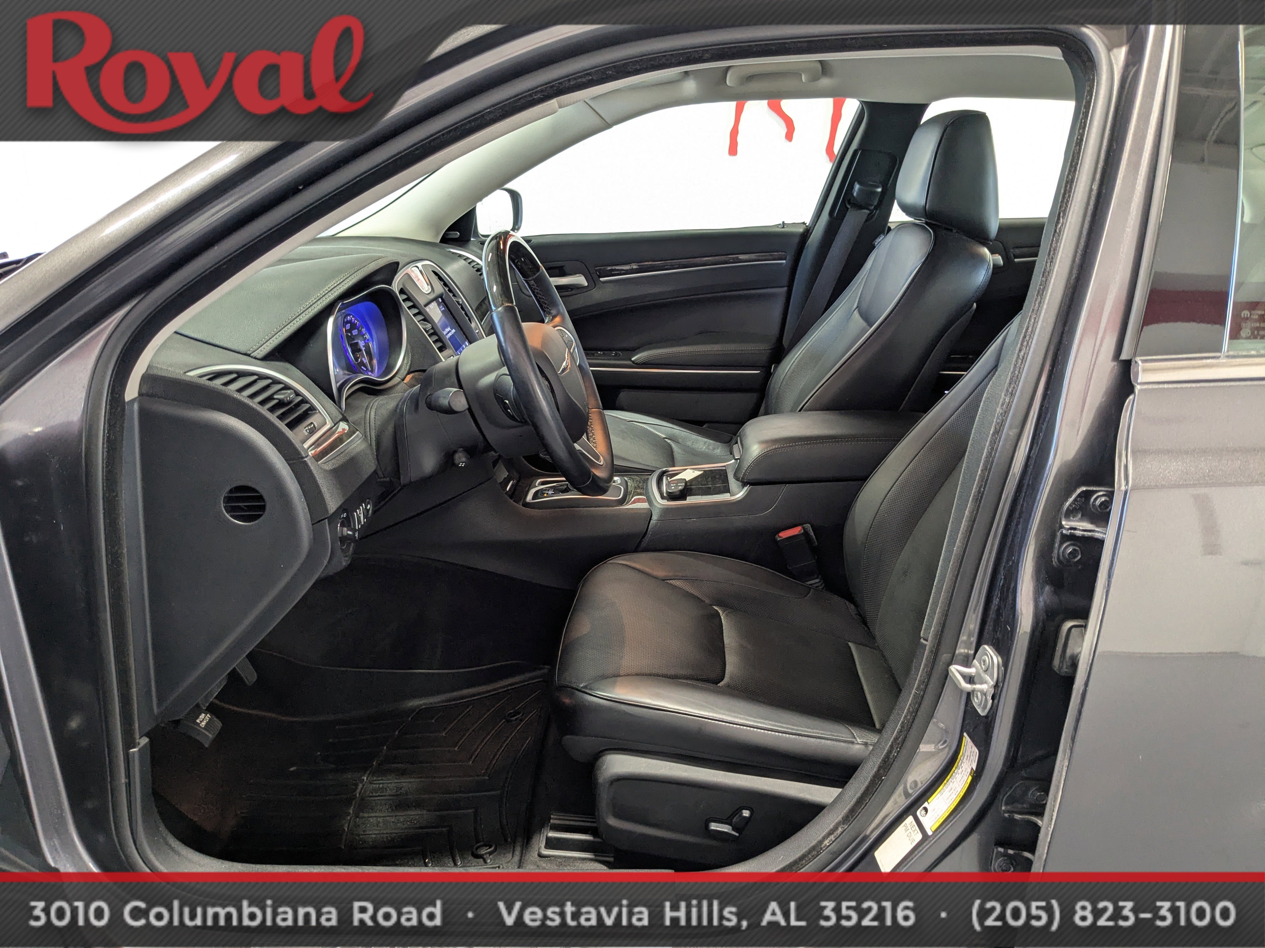 Used 2018 Chrysler 300 Limited image 15