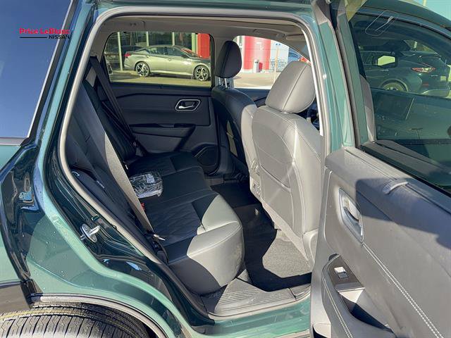 Certified 2026 Nissan Rogue Platinum w/ Platinum Premium Package AWD/4WD image 18