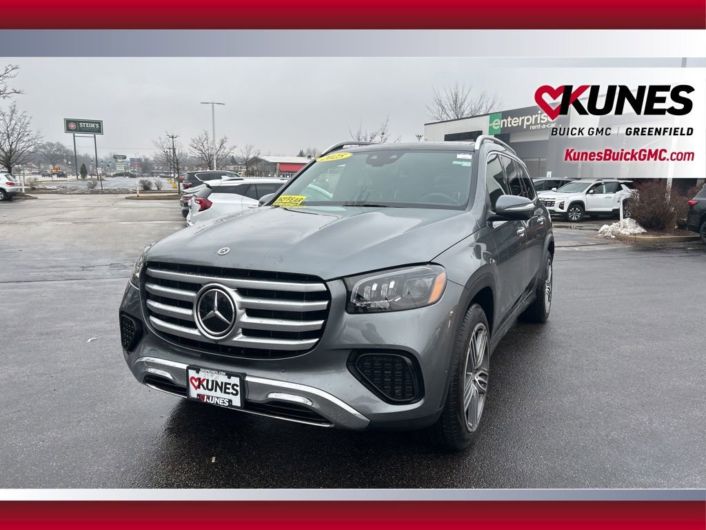 Used 2025 Mercedes-Benz GLS 450 4MATIC image 10