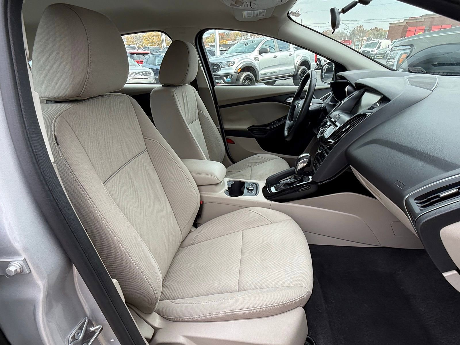 Used 2014 Ford Focus Electric Hatchback image 15