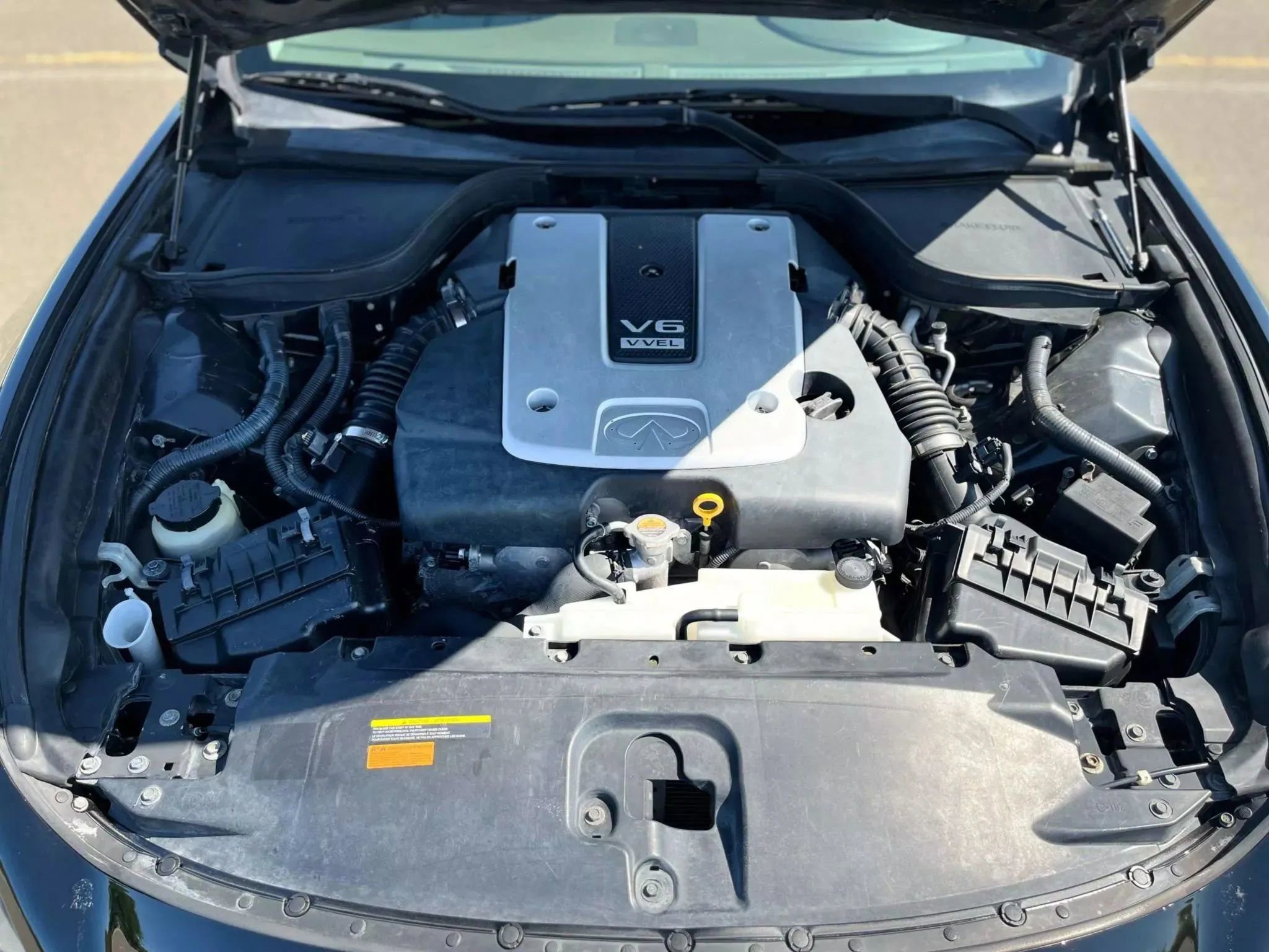 Used 2011 INFINITI G37 Journey w/ Premium Pkg image 20