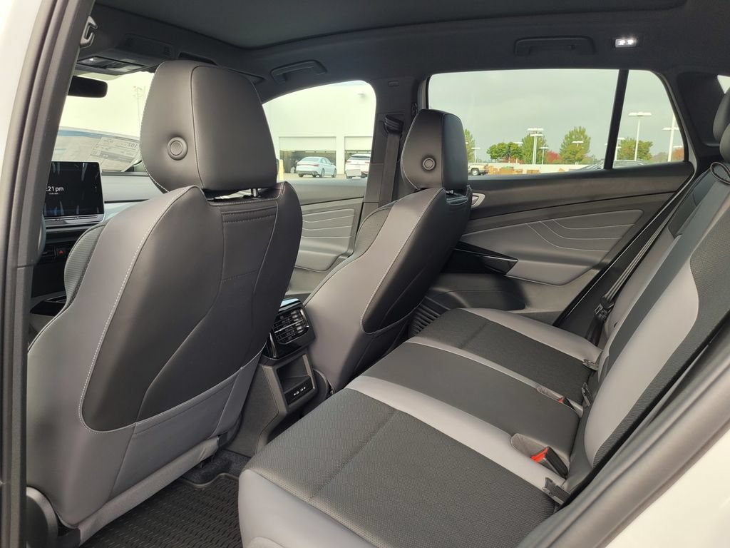New 2026 Volkswagen ID.4 Pro S AWD/4WD image 14
