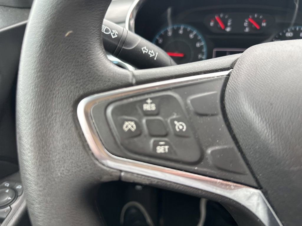 Used 2018 Chevrolet Equinox LT image 11