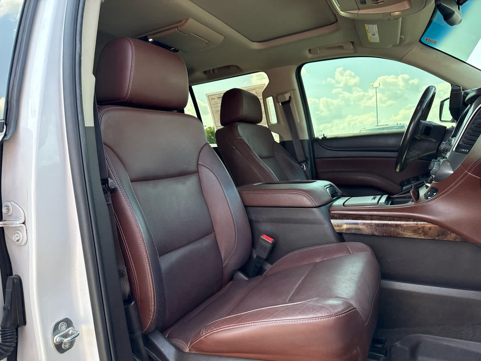 Used 2017 Chevrolet Tahoe Premier AWD/4WD image 26