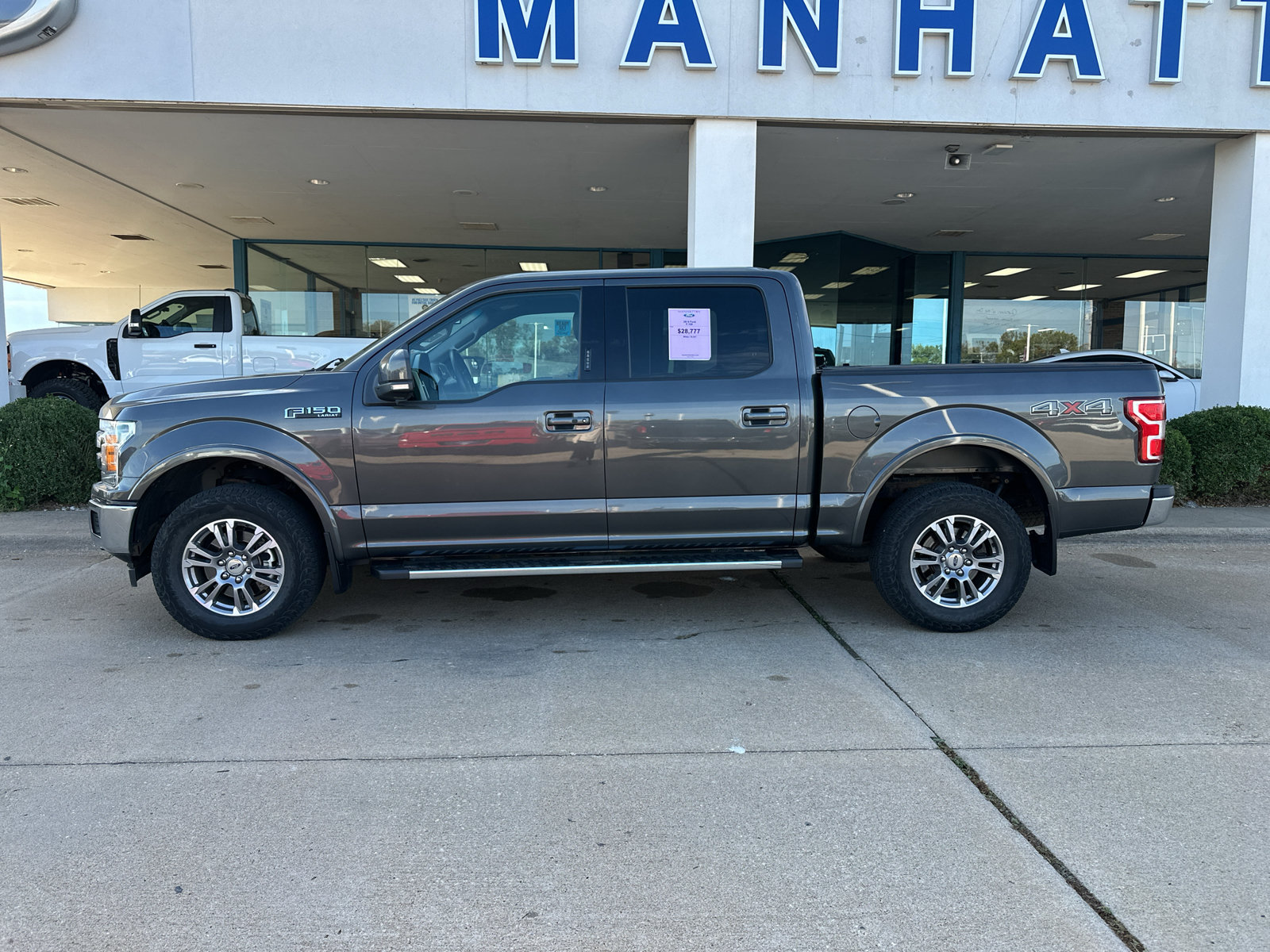 Used 2018 Ford F150 Lariat w/ Max Trailer Tow Package AWD/4WD image 13