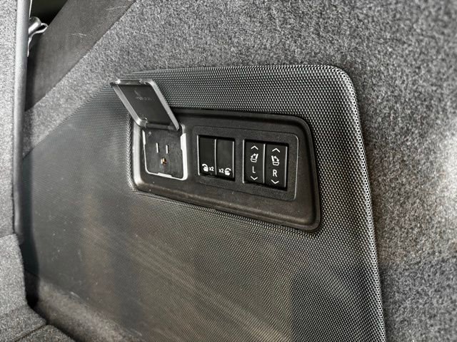 Used 2021 Cadillac Escalade Sport w/ Driver Assist Tech Package image 49