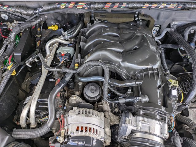 Used 2012 Jeep Wrangler Unlimited Sahara AWD/4WD image 21
