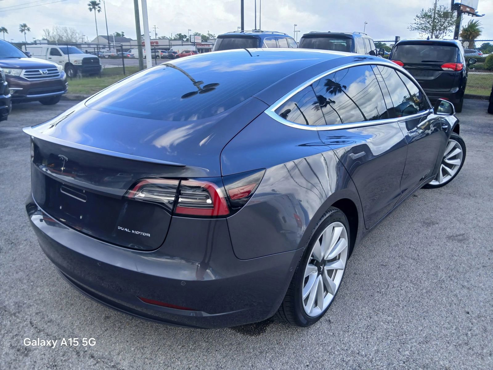 Used 2018 Tesla Model 3 Long Range AWD/4WD image 4