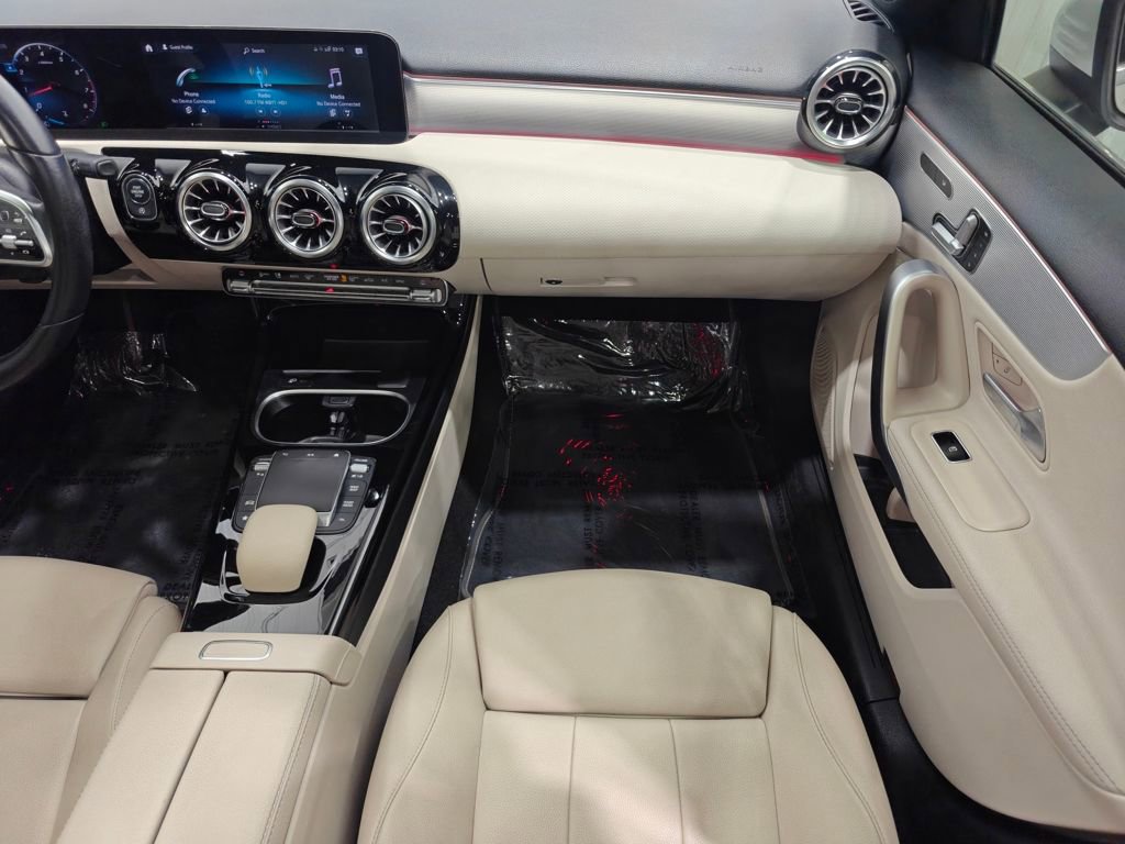 Used 2022 Mercedes-Benz A 220 image 26